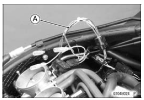 Intake Air Pressure Sensor #2 Input Voltage Inspection