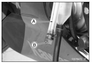 Air Cleaner Oil Draining 