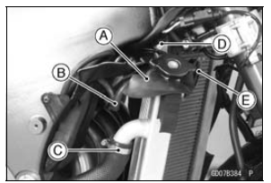 Radiator and Radiator Fan Removal 