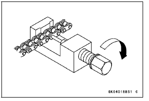 Drive Chain Removal/Installation