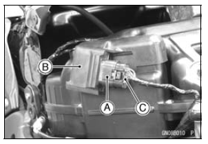 ESD (Electronic Steering Damper) ECU Removal (ZX1000JD/KD)