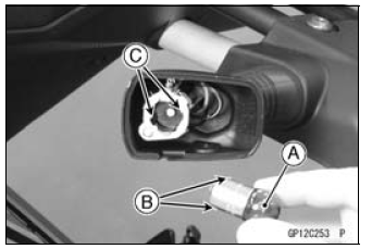 Rear Turn Signal Light Bulb Replacement